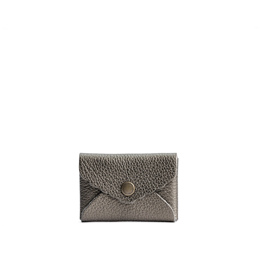 Stardust | Small leather card wallet with scalloped edge