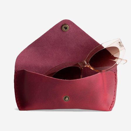Anemone | Leather sunglasses case with snap closure