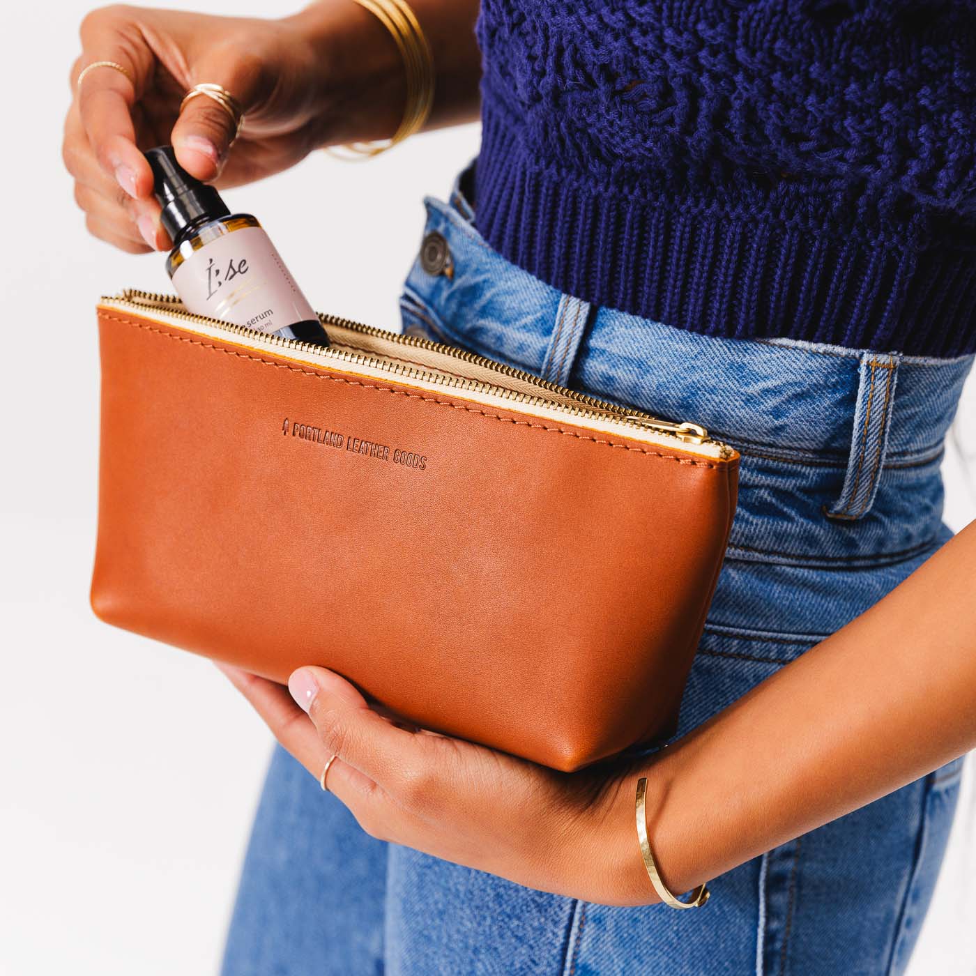 Honey  | Leather utility bag pouch with top zipper